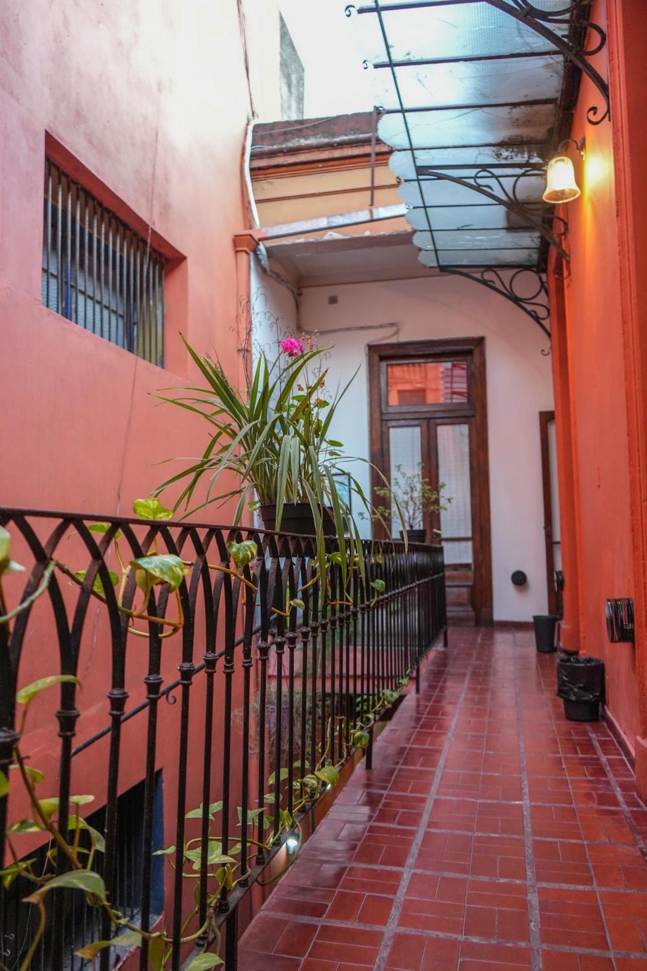 Viavia Bsas Guesthouse 324 Buenos Aires Eksteriør billede